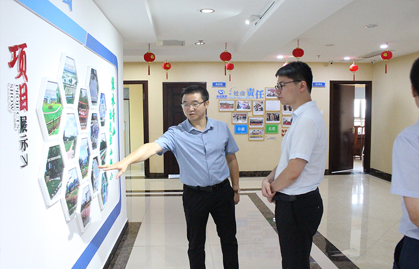 贛州市主攻科技創(chuàng)新小組辦公室林圣杰等一行蒞臨挺進(jìn)環(huán)?？疾熘笇?dǎo)